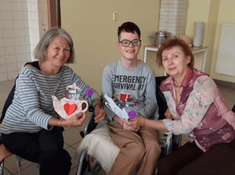 Posedenie pri čaji so starými rodičmi